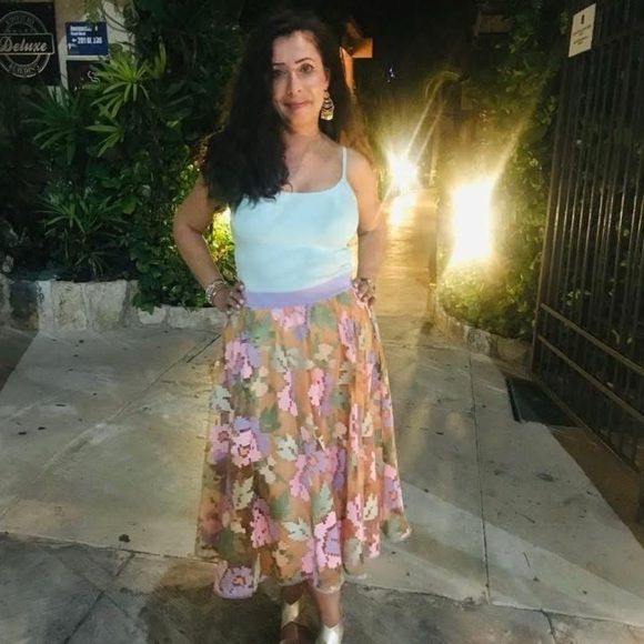 Anthropologie Maeve Pixilated Tulle Midi Skirt. NWT Sz M - Picture 2 of 7